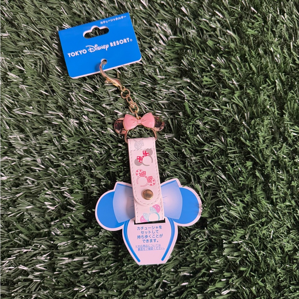 Disney Ears holder, multiple ears , Ear holder for backpack with clip